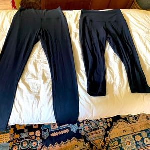 2 pairs Lululemon tights 10